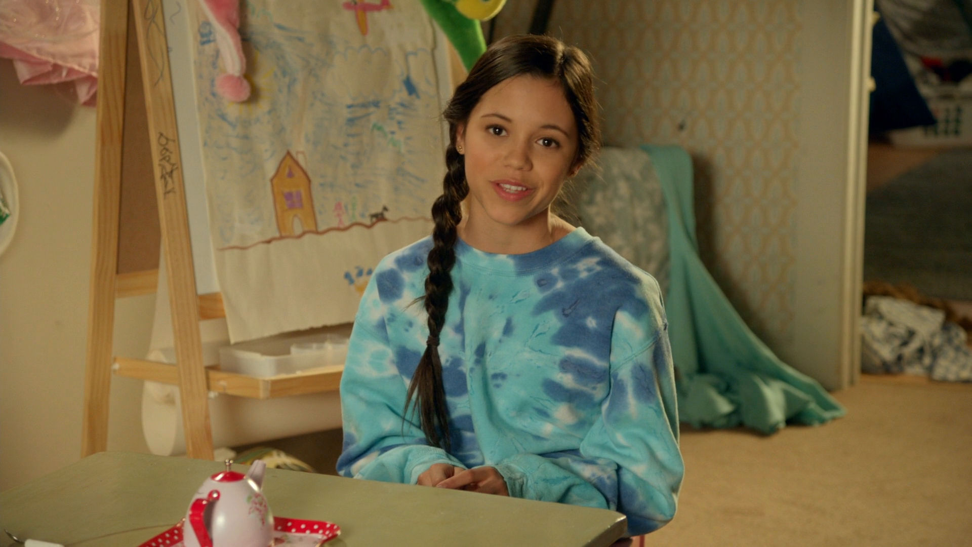 2.10 - Stuck with a Bad Influence - 026 - Jenna Ortega World - Photo